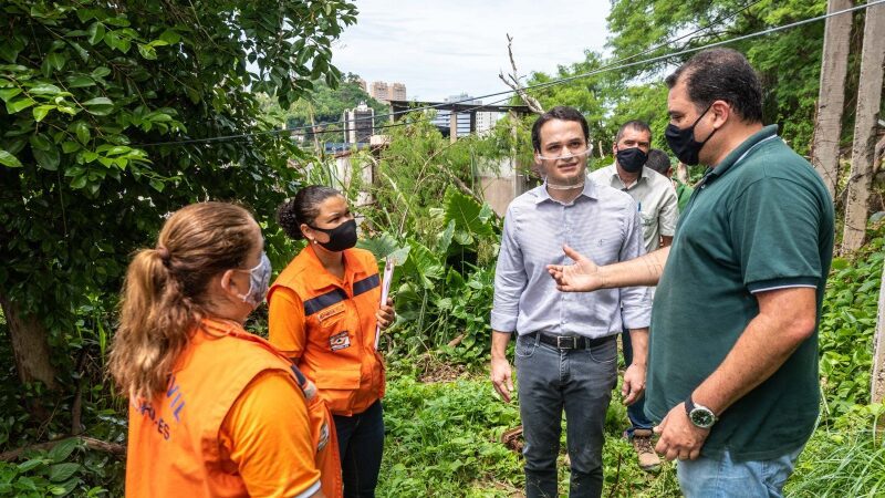 Chuvas: Defesa Civil interdita imóveis em Gurigica e Jaburu