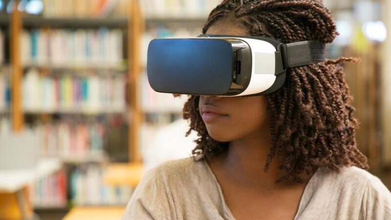 Iniciativa busca ampliar representatividade feminina na área tecnológica por meio de curso especializado