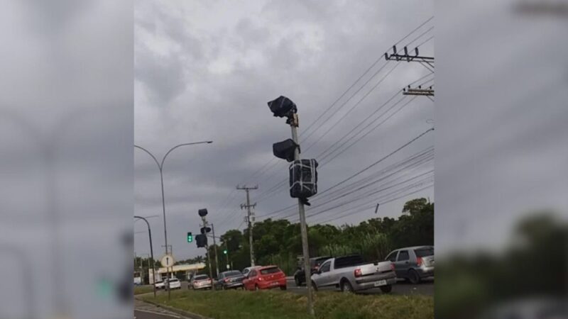 Radares cobertos por sacolas deixam rodovias sem fiscalização no ES – entenda o motivo