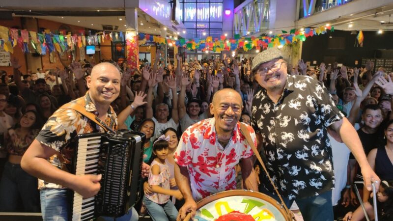 Trio Virgulino e Trio Forrozão são atrações principais do show especial no Arraiá do Mestre no ES
