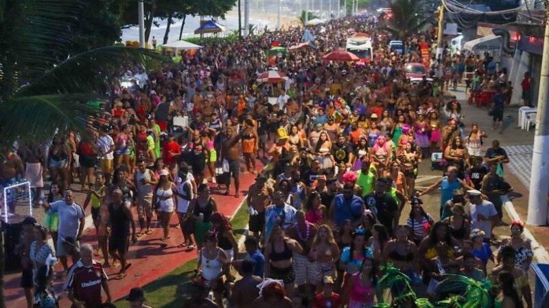 Folia garantida! Blocos, shows e trios elétricos agitam o Carnaval da Serra