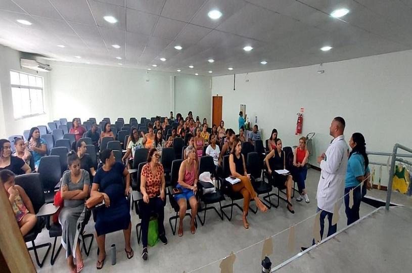 Oficina ‘Colo de Mãe’ proporciona momento de partilha para gestantes Serranas