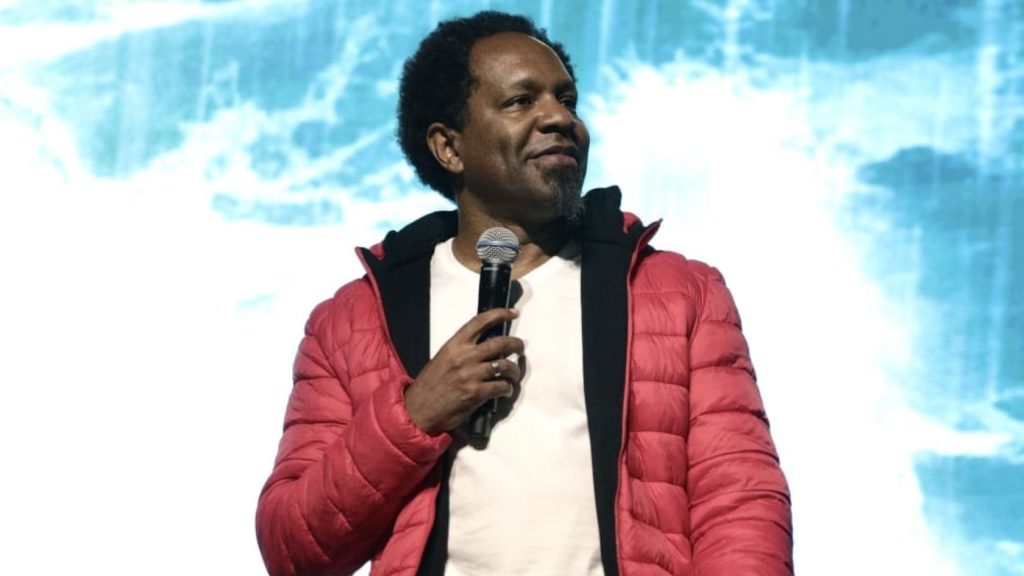 Humorista Kedny Silva traz para a Serra stand-up ‘Terapia de Casal’ em maio