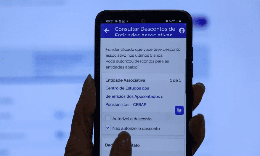 Em apenas um dia, INSS recebe quase meio milhão de reclamações por descontos irreconhecidos