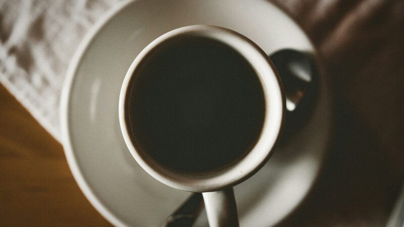 Anvisa retira e proíbe marcas de “café fake”: confira as marcas