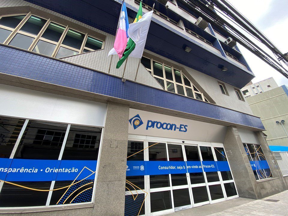 Procon-ES completa 42 anos com Mutirão de Negociação de Dívidas