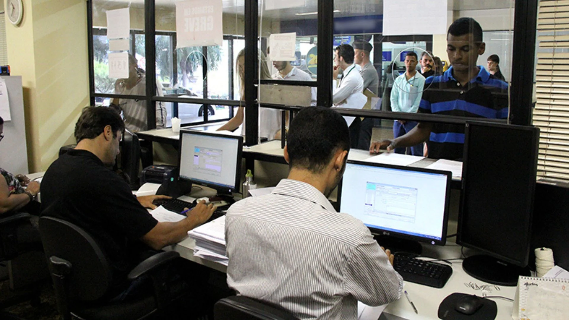 Tribunal de Justiça abre concurso para Escrevente Judiciário com salários de até R$ 9 mil