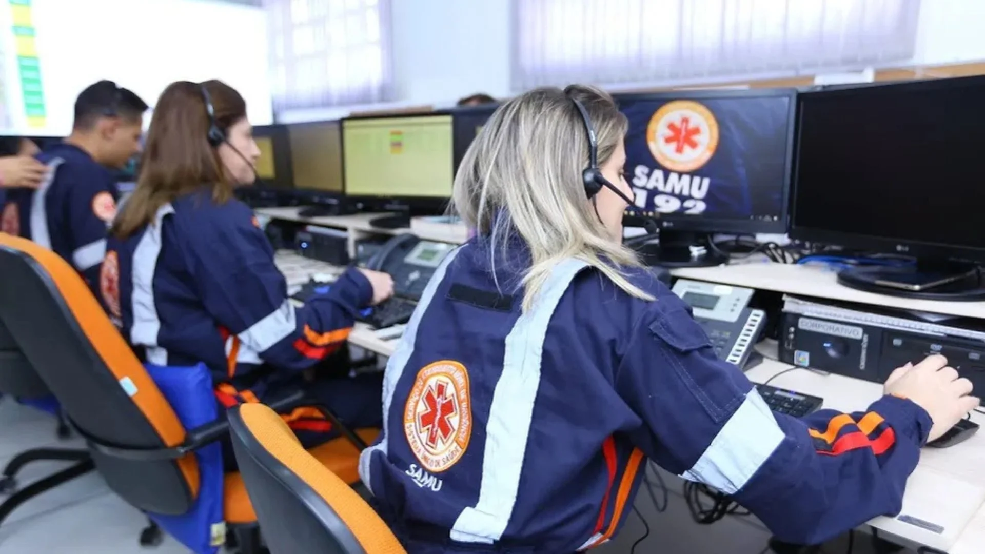 Samu 192 abre concurso com salários de até R$ 13 mil para profissionais de níveis médio e superior