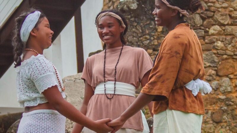 Curta-metragem “Ayo – A Bonequinha do Queimado” celebra memória, resistência e esperança no Sítio Histórico de São José do Queimado