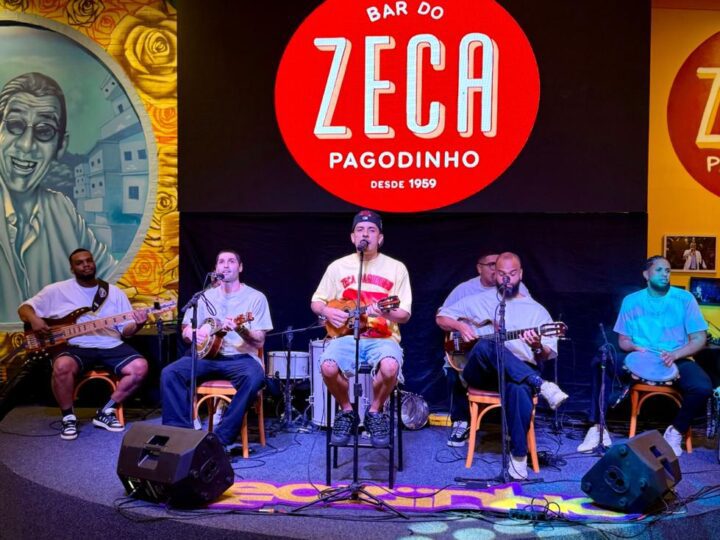 Apresentação em bar temático impulsiona cantor capixaba nas redes sociais