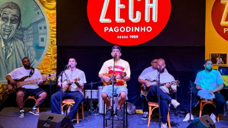 Apresentação em bar temático impulsiona cantor capixaba nas redes sociais