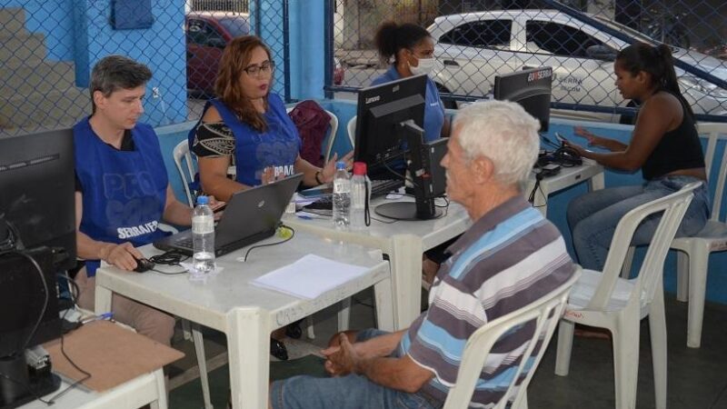 Procon orienta idosos sobre golpes e fraudes em ação do Junho Violeta