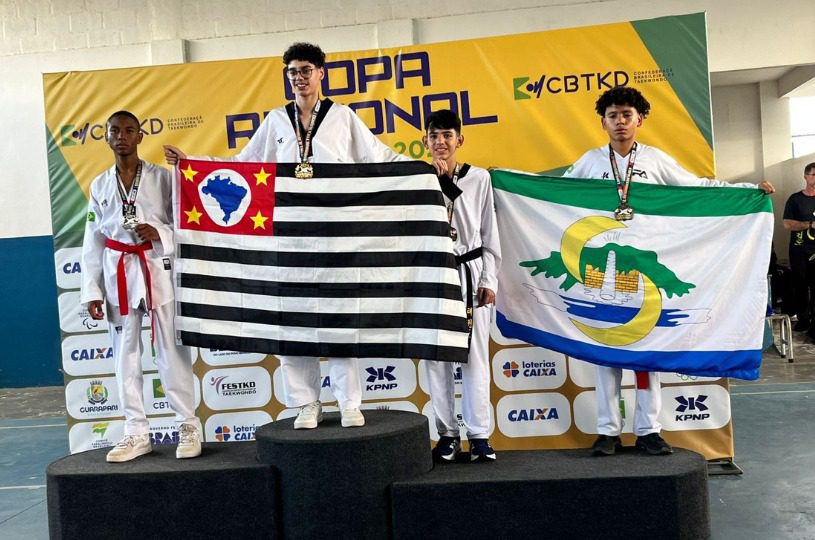 Atletas do Serra Atleta conquistam 13 medalhas em campeonato regional de taekwondo