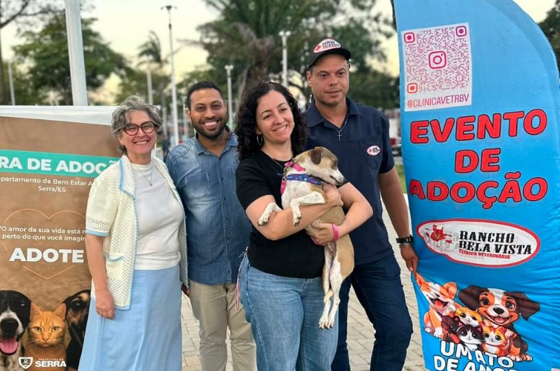 Feiras de adoção levam cães e gatos em busca de um novo lar para Nova Almeida e André Carloni