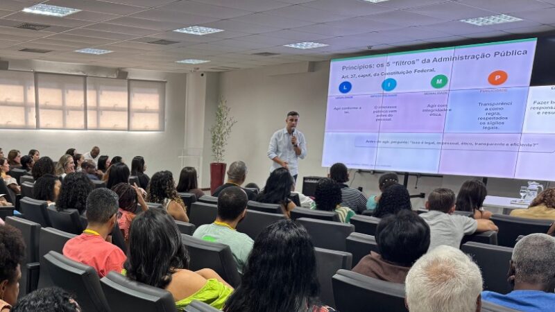 Prefeitura da Serra amplia equipe da Assistência Social com posse de 60 efetivos