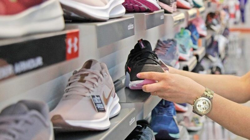 Procon orienta consumidores para compras seguras no Dia dos Pais