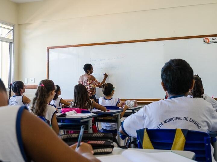 Serra convoca novos aprovados no concurso da Educação e reforça quadro para 2027