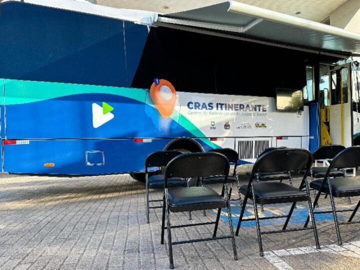 CRAS Itinerante oferece serviços sociais aos moradores de Cidade Nova, na Serra