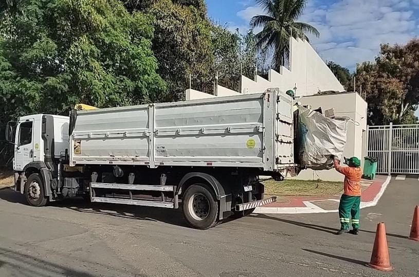 Serra amplia coleta seletiva e permite adesão de condomínios ao serviço