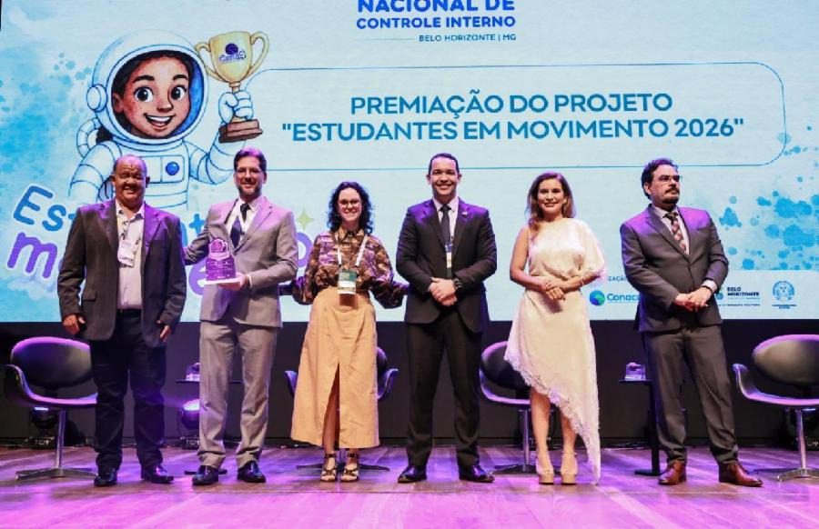 Serra conquista reconhecimento nacional pelo projeto Aluno Auditor
