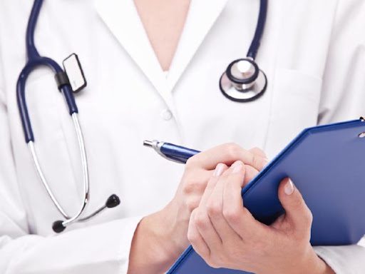 Serra convoca 41 médicos para reforço na saúde