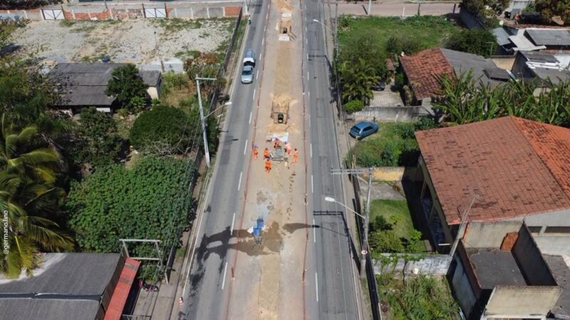 Parceria entre DER e prefeitura para pôr fim a alagamentos em ruas de Jacaraípe, na Serra