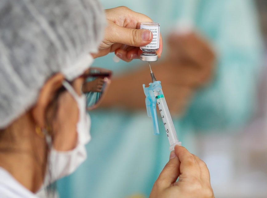 Prefeitura da Serra disponibiliza mais de 4.600 novas doses de vacina contra Covid-19