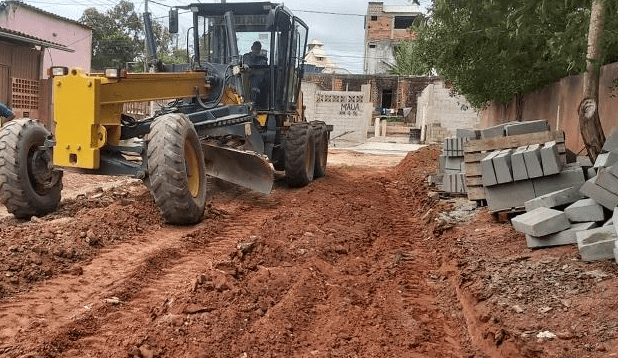 Prefeitura inicia obras de drenagem e pavimentação em diversos bairros da Serra