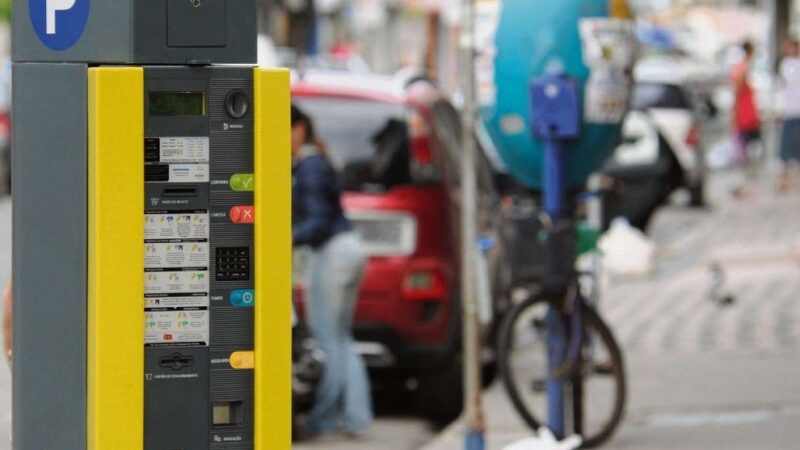 Cobrança do estacionamento rotativo em Serra Sede inicia hoje (21)