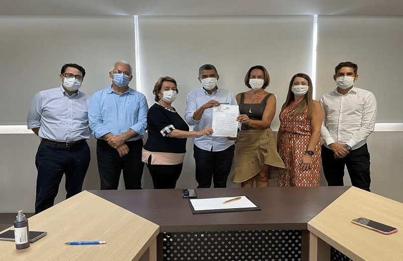 Representantes da Serra assinam termo para inauguração do Hospital Municipal Materno Infantil