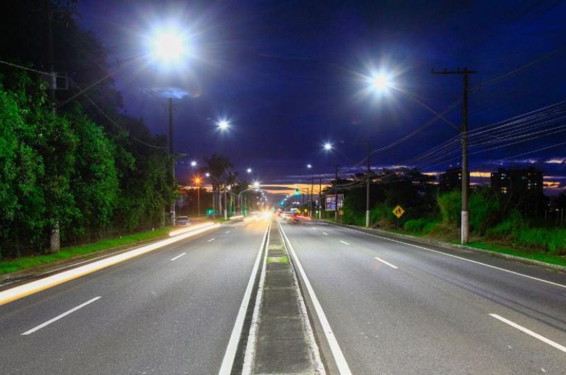 Mais um bairro recebe iluminação de LED no município