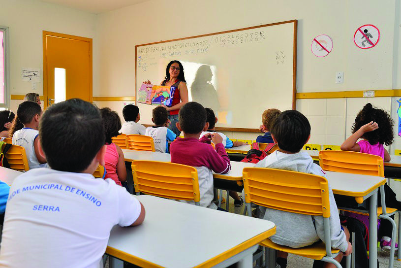 Unidades de Ensino da rede municipal da Serra vão receber materiais com mais tecnologia