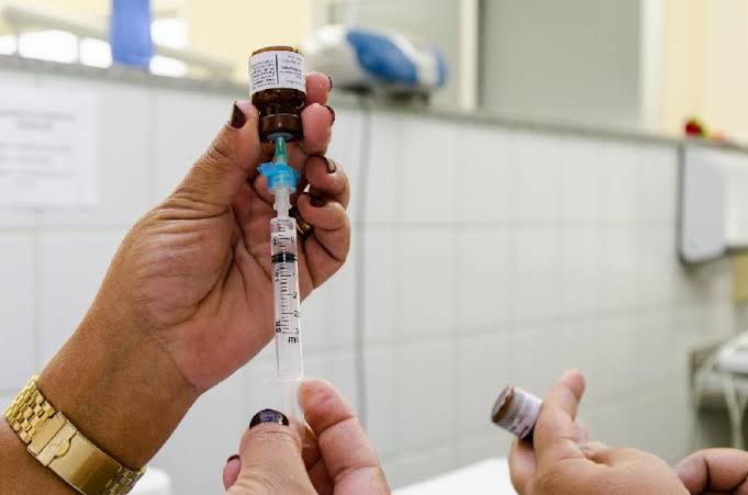 Dia D: Serra aplica 9.974 doses de vacina no fim de semana