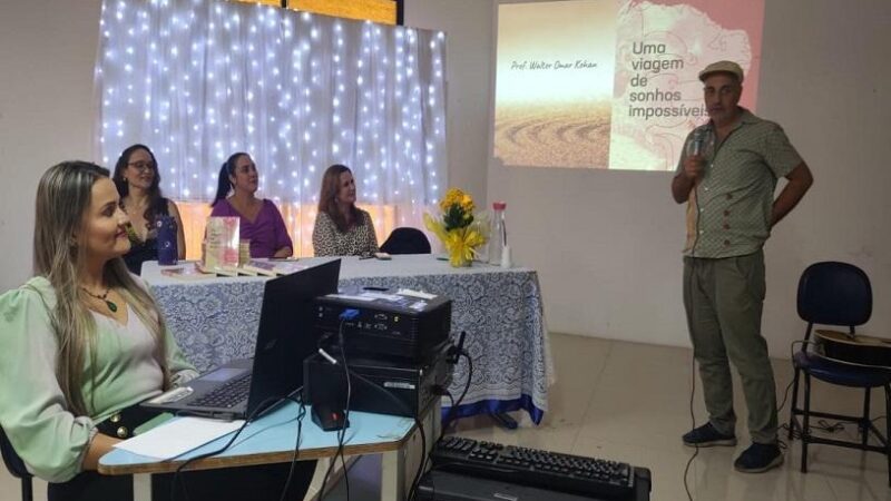 Encontro da educação infantil tem participação de escritor internacional