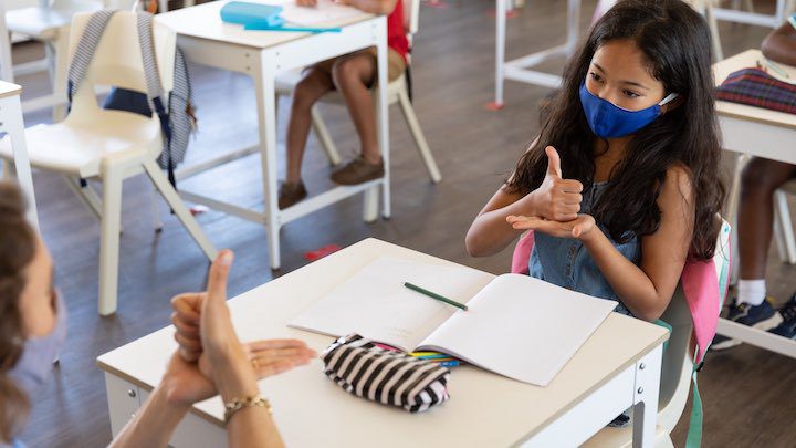 Projeto Libras nas escolas da Serra em 2023