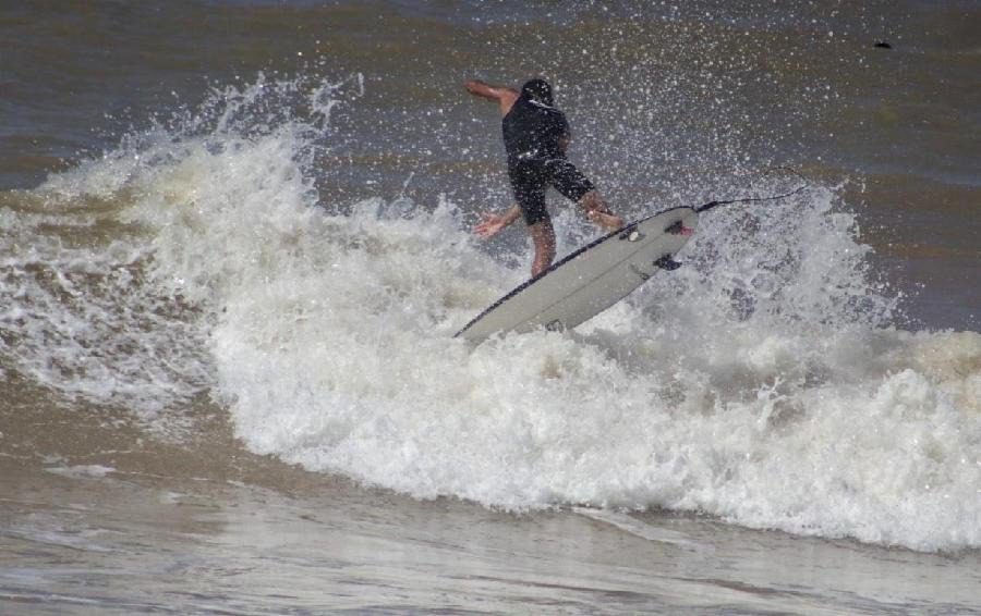 Campeonato de surf promete agitar jacaraípe neste final de semana