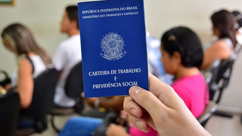 Serra lança projeto de incentivo à contratação de jovens sem experiência