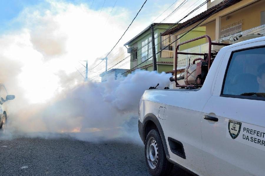 Fumacê percorre por 25 bairros da Serra durante esta semana