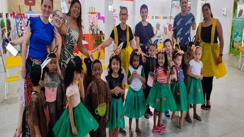 Crianças do CMEI Central Carapina exploram a diversidade racial por meio de clássicos da literatura infantil