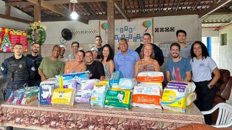 Idosos recebem apoio da Secretaria de Defesa Social com a distribuição de kits de cuidados pessoais na Serra
