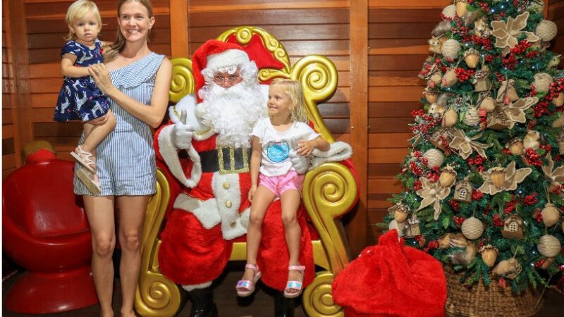 Natal no Parque da Cidade: Papai Noel e majestosa árvore de 23 metros deslumbram os visitantes