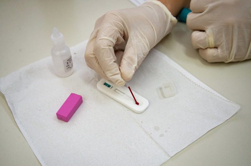 Verificação ágil de Hepatites virais em Shopping e Terminal de Laranjeiras