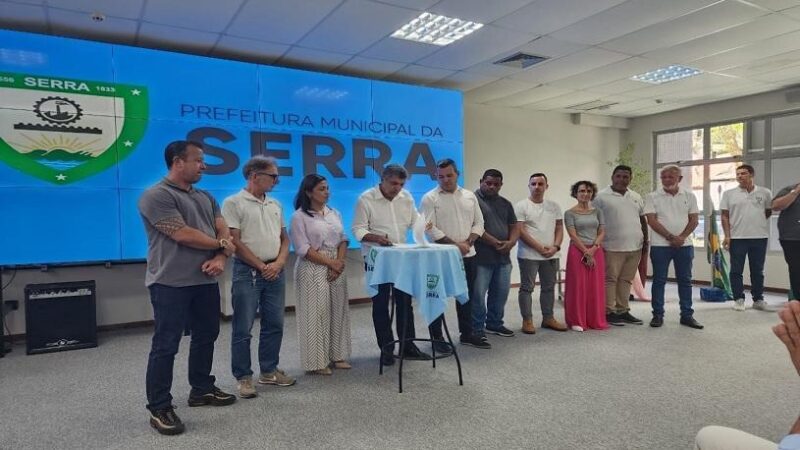 Prefeito Sergio Vidigal anuncia novo reajuste salarial aos profissionais da Educação