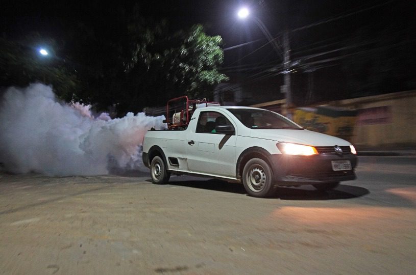 Carro fumacê passará por 57 bairros da Serra nesta semana