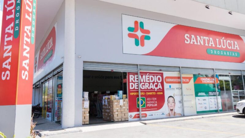 Santa Lúcia anuncia oportunidades de emprego em farmácias com salários de R$ 2.200
