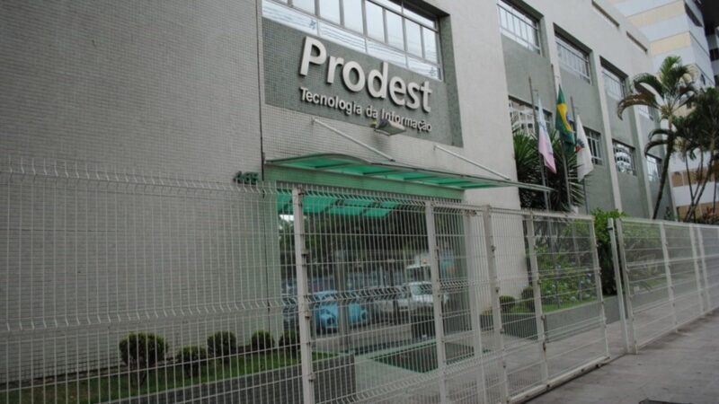 Prodest anuncia concurso público com 35 vagas e salários de R$ 7.350