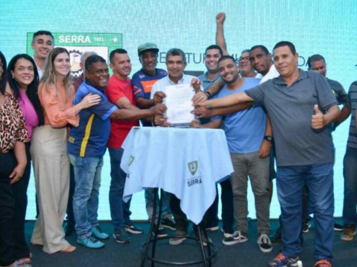 Vidigal assina ordem de serviço para maior complexo esportivo da Serra