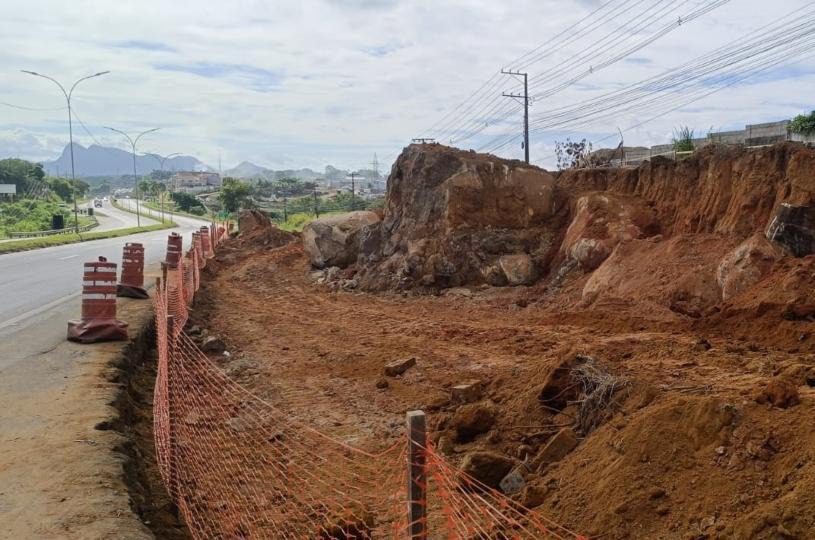 Expansão da Avenida Civit I avança até a BR-101