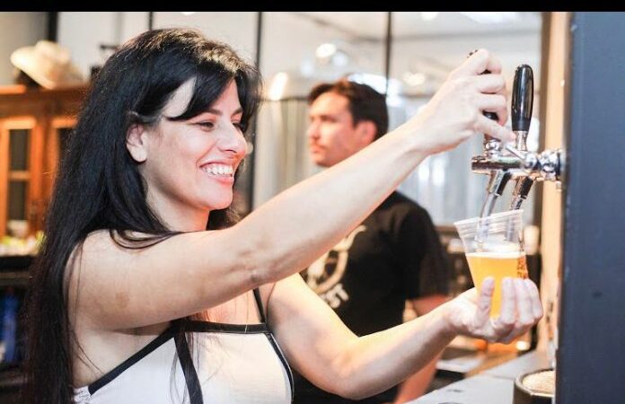Proprietária de cervejaria destaca a importância de mulheres neste mercado