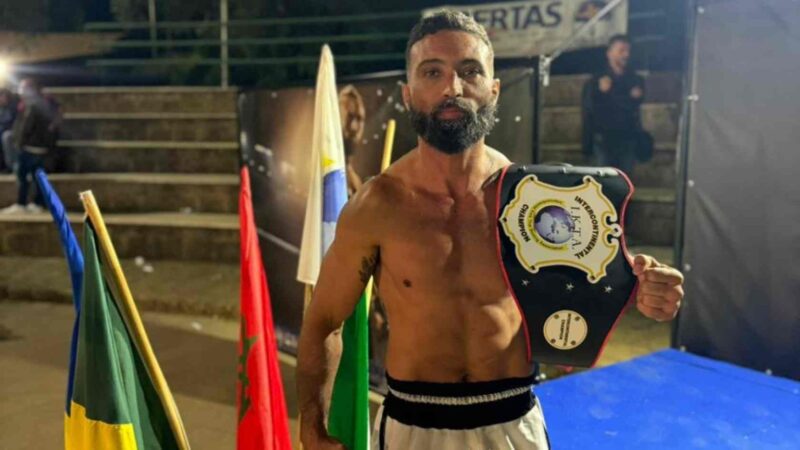 Kickboxer da Serra vence italiano e fatura cinturão em Roma